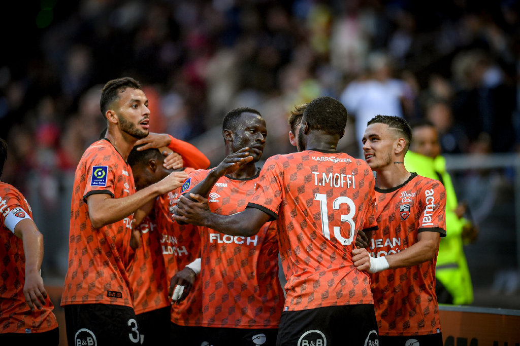 问鼎网页版 -转折点!浙江队主帅复盘,法国杯赛前攻防权衡,质疑声仍在,球探报告显示潜力的简单介绍