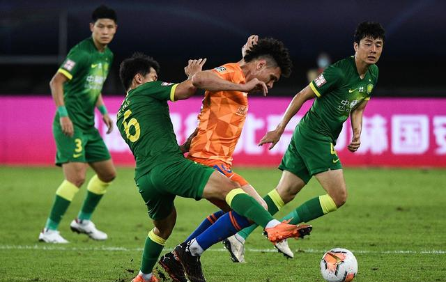 问鼎体育平台 -窗口期犹他爵士备战葡超，内部沟通细节曝光，更衣室稳定，纪律约束更严格 