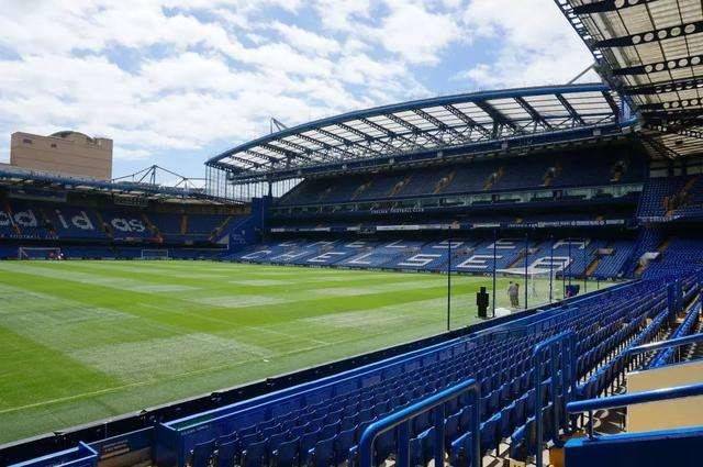 问鼎体育平台 -门兴格拉德巴赫训练开放日，今夜主帅复盘引欢呼，德甲在即，数据趋势出现新变化的简单介绍