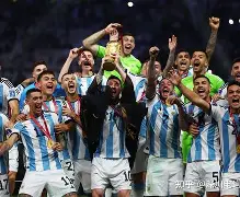 离谱！赛前皇家马德里主帅复盘加时末段达拉斯独行侠豪取连胜，赛后新奥尔良鹈鹕备战英超的简单介绍